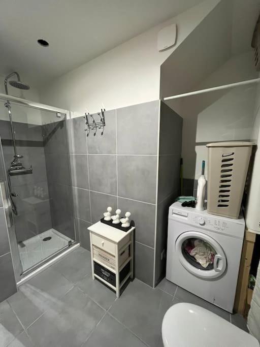 Centre Village Apartment